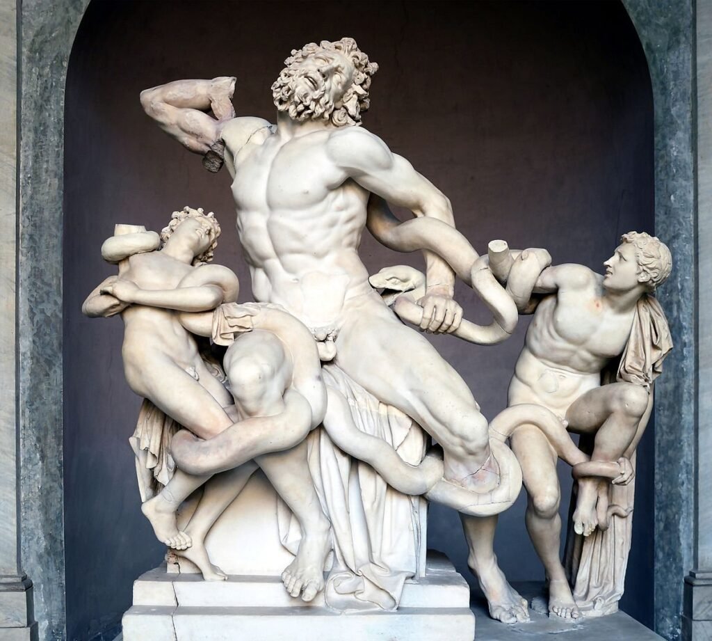 Scultura del Laocoonte e i suoi figli nei Musei Vaticani