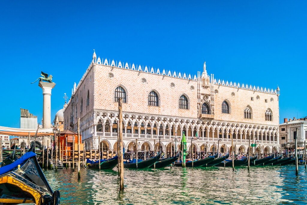 Palazzo Ducale visto dalla laguna di Venezia